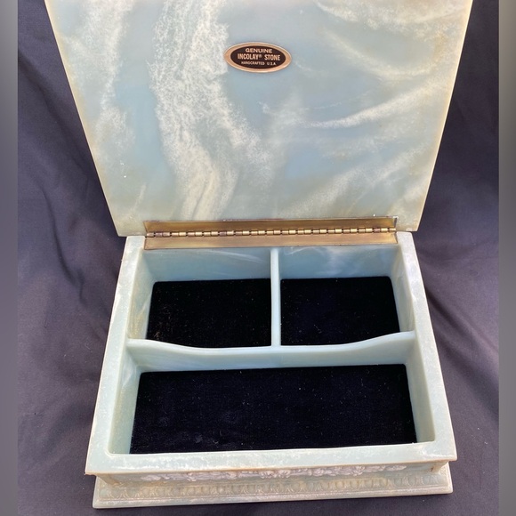 Incolay Carved Stone Hinged Jewelry Trinket Box with Compartments Gorgeous** - Picture 10 of 16
